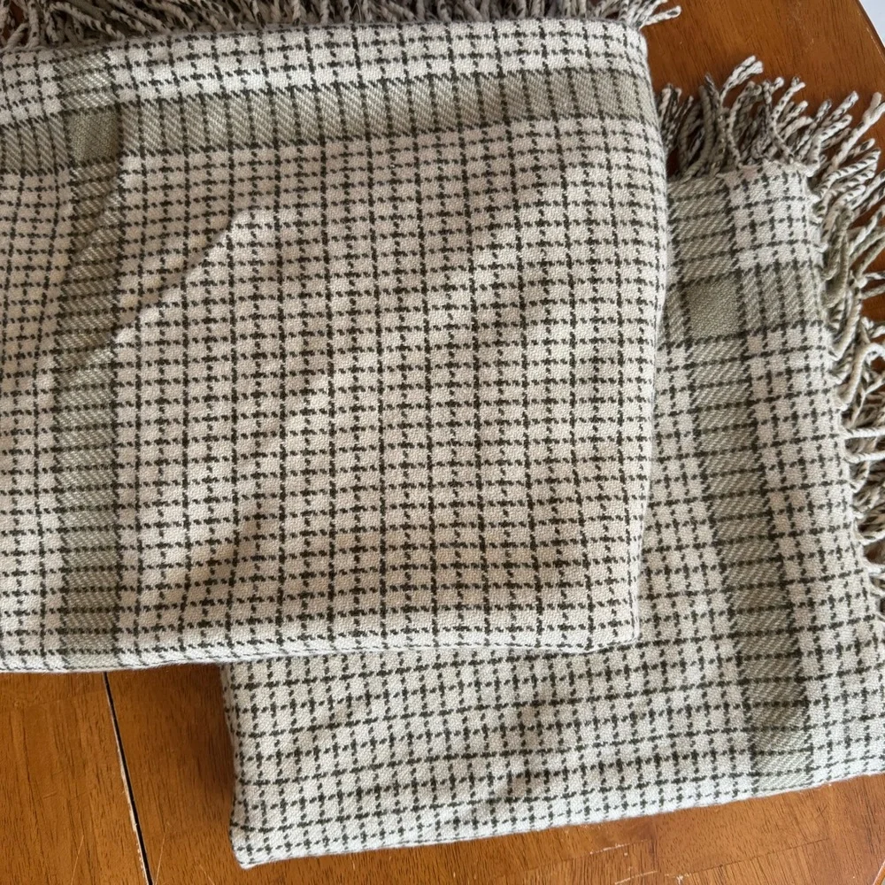 Ralph Lauren Yorkshire Rose 100% Wool Green Multi Plaid Fringed Euro Shams 26”